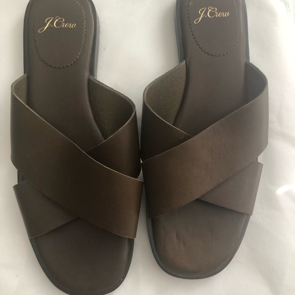 JCREW Sandals/mules. Beautiful genuine leather in moss green. Size 6.5
